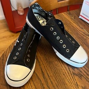 Ed hardy sneakers sz 10